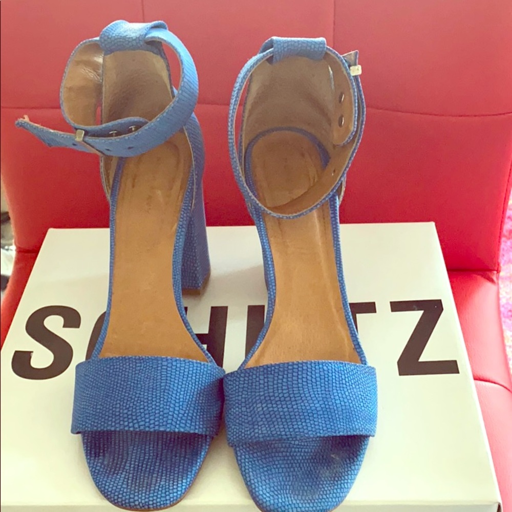 Kick up Your Blue Suede Sandals